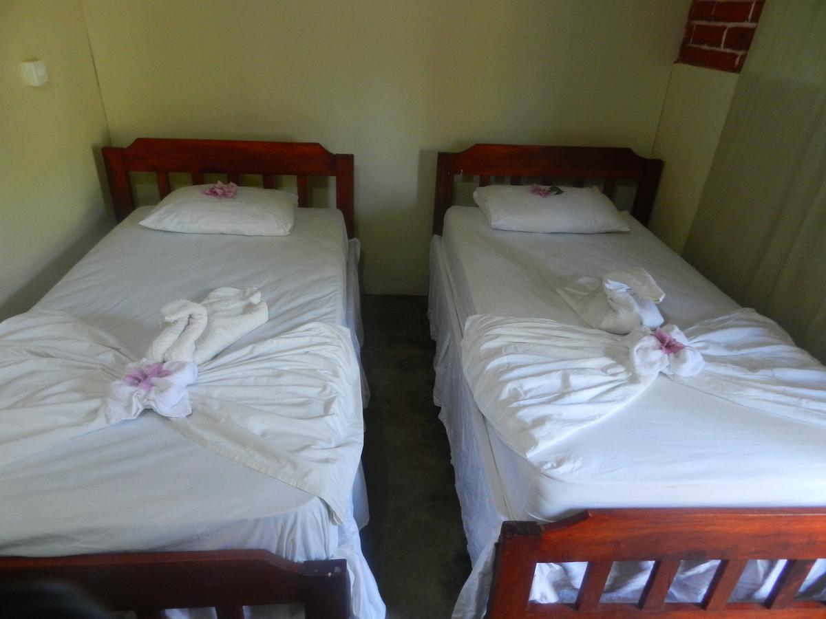 Hostal Y Restaurante Rancho Merida Bagian luar foto