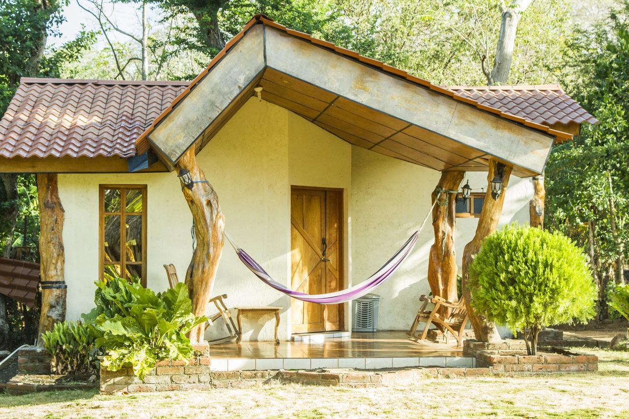 Hostal Y Restaurante Rancho Merida Bagian luar foto