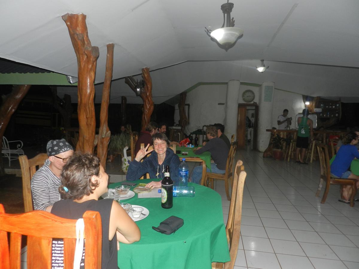 Hostal Y Restaurante Rancho Merida Bagian luar foto